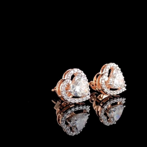 1.11CT Heart Cut Lab Grown Diamond Stud Pendientes 14K Oro sólido Gorgeous Lab Grown Diamond Pendientes con acabado brillante - Product Image 2