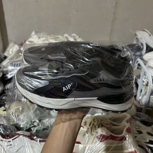 Zapatillas al por mayor de estilos variados, novedad 2026 en stock - Product Image 1