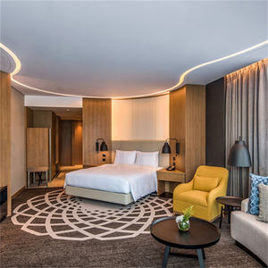 Ensembles de Chambres d'Hôtel 4-5 Étoiles Personnalisables : Lit Simple ou Double en Bois avec Table de Chevet et Tête de Lit pour Projets Hôteliers Modernes - Product Image 1