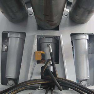 Machine <span class=keywords><strong>à</strong></span> cintrer le fer <span class=keywords><strong>à</strong></span> 4 rouleaux, machine <span class=keywords><strong>à</strong></span> rouler la tôle CNC utilisée dans la fabrication de réservoirs sous pression - Product Image 3