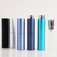 Flacon pulvérisateur de parfum miniature rechargeable en verre et aluminium noir mat de 8 ml, 10 ml, 15 ml, portable pour les voyages