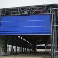 Avions flexibles énormes de rideau en PVC de structure métallique flexible pliant la porte électrique automatique de hangar