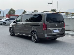 La <span class=keywords><strong>Mercedes</strong></span>-Benz Classe V <span class=keywords><strong>2018</strong></span> 260 Premium Edition National V Professional Car est exportée à bas prix - Product Image 5