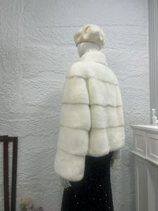2025 натуральная белая шуба из норки, качественная зимняя Классическая короткая шуба из норки для женщин - Product Image 4