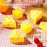 ZW Wholesale Swiss Cheese Squishy Anti-stress à remontée lente, sensoriel, nouveauté, jouet à presser, cadeaux de fête, logo personnalisé, mignon, en gros