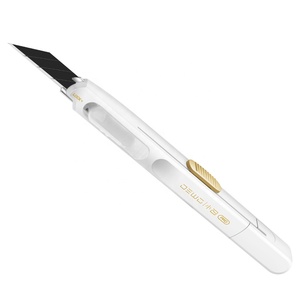 Cuchillo utilitario de hoja de 9mm para estudiantes, navaja portátil y duradera de acero al carbono, soporte OEM personalizado - Product Image 1