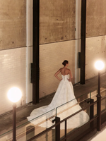 Robe de mariée Mily Bridal MHL673, style A, sans manches, bustier, taille basque, corset en dentelle