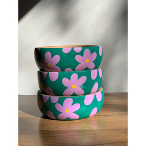 Ciotola in Legno Massello Fatta a Mano, Dipinta a Mano - Petunia - Product Image 1
