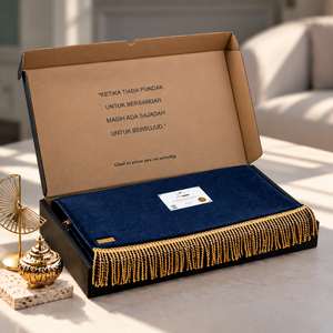 Tapis de prière musulman extra large bleu marine pour la maison et la mosquée, avec couche de fourrure douce, support rembourré, facile à nettoyer, support en mousse. - Product Image 1