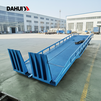 Rampe de chargement DAHUI 6-15 tonnes en acier au carbone avec garde-corps et pneus pleins, hauteur 1,1-1,7 m, pour conteneurs – Déchargement efficace – Vente chaude