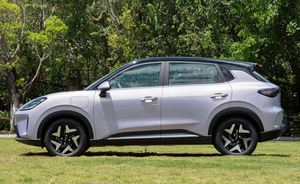 SGMW Bingo S 2025 325 km限定版電気ハッチバック左ステアリング - Product Image 4