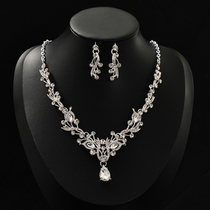 Sıcak satış kadın altın kaplama gelin <span class=keywords><strong>Lai</strong></span> aksesuarları Set balo elbise yapımı için Insnestone kristal kolye küpe alaşım - Product Image 5
