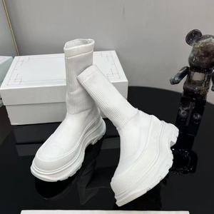 Chaussettes et chaussures de marque de luxe - chaussures de marche de haute qualité, respirantes, sportives et décontractées, à tige haute et semelles épaisses - Product Image 3