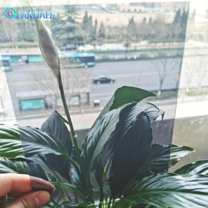 Catégories de produits <span class=keywords><strong>Plaque</strong></span> en <span class=keywords><strong>polycarbonate</strong></span> antistatique Feuilles gaufrées en PC gris et marron pour les feuilles de soleil de serre - Product Image 1