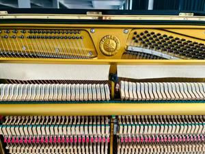 Piano Vertical Yamaha U3G Estándar Japonés de <span class=keywords><strong>Segunda</strong></span> <span class=keywords><strong>Mano</strong></span>, 88 Teclas, Madera Sólida, Sonido Claro, Estructura Estable, Venta al Por Mayor - Product Image 6
