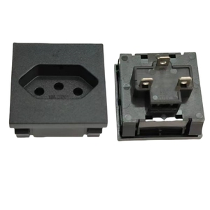 Presa di corrente quadrata standard brasiliana 10A 20A 250V presa presa di corrente per <span class=keywords><strong>UPS</strong></span> - Product Image 4