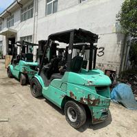 Chariot élévateur diesel d'occasion 3 tonnes à prix avantageux, chariot élévateur Mitsubishi 3 étages FD30NT en bon état