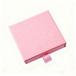Boîte à bijoux élégante en stock du fabricant pour bagues, colliers, boucles d'oreilles, bracelets et joncs, également adaptée au stockage du vin - Product Image 3