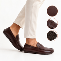 Mocassins Penny pour Homme en Cuir Noir Mat Intemporel, à Enfiler, avec Coutures Chevalières et Semelle Crantée