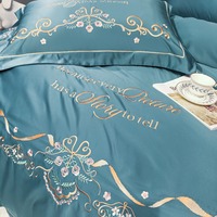 Parure de lit de luxe en coton doux et soyeux avec motif floral brodé bleu