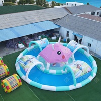 Équipement de jeu d'eau extérieur pour enfants parfait pour la piscine gonflable en forme de canard avec auvent