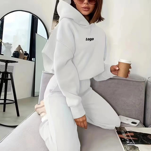 Conjunto de Sudadera con Capucha y Pantalones Deportivos de Alta Calidad para Mujer, Personalizable, de 2 Piezas, de Terciopelo, con Estampado de Leopardo Vintage y Cuentas, Informal - Product Image 4
