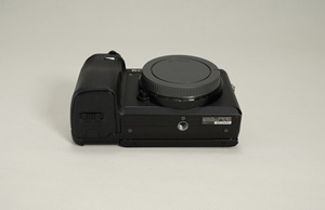 กล้องมือสอง Sony A6400 APS-C Mirrorless ความละเอียด 24.2 ล้านพิกเซล กล้องดิจิตอลถ่ายวิดีโอ 4K - Product Image 4
