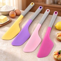 Spatule en silicone pour la pâtisserie, antiadhésive, résistante à la chaleur, grattoir à crème pour gâteaux, outil de cuisine pour mélanger
