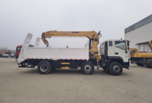 FOTON Flatbed Crane Truck with Hydraulic Boom 10t Capacity 16m Lifting Height High Efficiency <b>Engine</b> & Gearbox for Cargo Lifting - Product Image 5