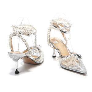 Supporto personalizza discoteca strass fiocco moda catena di perle elegante diamante a punta di cristallo <span class=keywords><strong>argento</strong></span> lace up sexy <span class=keywords><strong>tacchi</strong></span> unici - Product Image 2