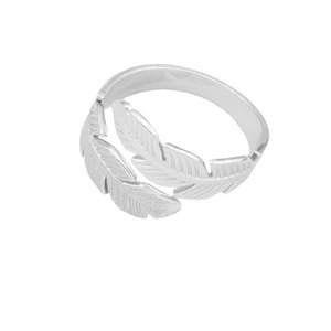 2026 New Vintage Niche Design Stainless Steel Feather Shaped Ring Silver Plated Unisex's Fashion Rings Wholesale Jewelry - Product Image 6