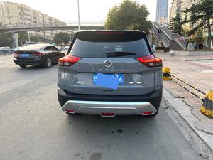 <span class=keywords><strong>Nissan</strong></span> <span class=keywords><strong>X</strong></span>-<span class=keywords><strong>Trail</strong></span> 2021 1.5T VC-Turbo 300 4WD Ultimate Full Option Top Tech ProPILOT Assist Cabine Intelligente Panoramique Gauche Foncée - Product Image 5