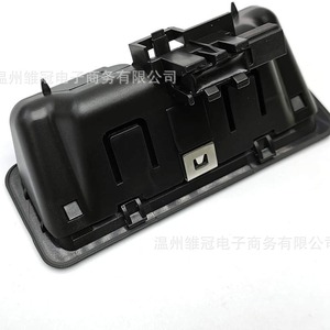 Interrupteur de hayon BMW E60 51247118158, déverrouillage de coffre, pièce métallique neuve pour remplacement et réparation - Product Image 1