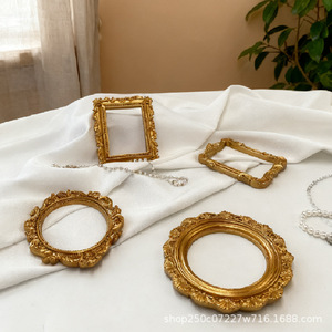 Cadre photo en résine de style victorien 8-11 cm, support mural décoratif, présentoir pour badges - Product Image 4