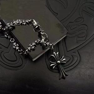 Collier pendentif croix Gorpcore, chaîne coulissante réglable à maillons en bambou, argent tibétain, bijoux sportifs unisexes, design de niche, utilitaire - Product Image 2