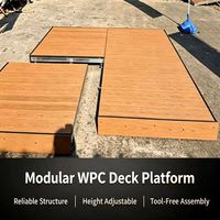 Système de terrasse modulaire en WPC co-extrudé pour l'extérieur, assemblage direct usine, idéal pour les jardins, pelouses, villas, parcs et projets paysagers