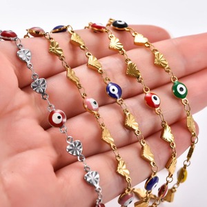 สร้อยคอสแตนเลสสตีลขนาด 6 มม. สำหรับผู้หญิง สีทอง ลายหัวใจแบบนูน พร้อมจี้รูปตาปีศาจแบบตุรกี ประดับลูกปัดโลหะ สร้อยคอแบบโชคเกอร์ - Product Image 5