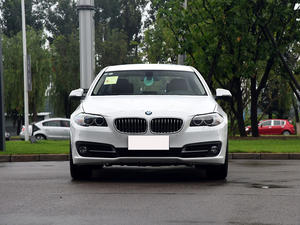 En stock B-M-W 5 Series 2017 520Li Elegance Model 2.0T Voiture à essence d'occasion <span class=keywords><strong>Prix</strong></span> Pas cher <span class=keywords><strong>Configuration</strong></span> riche Berline d'occasion - Product Image 4