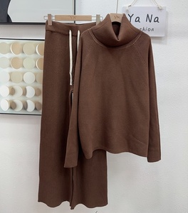 Set di Maglioni da <span class=keywords><strong>Donna</strong></span> e Abito Musulmano Invernale <span class=keywords><strong>Oversize</strong></span> Personalizzato a Tinta Unita Casual da Produttori di Abbigliamento - Product Image 6