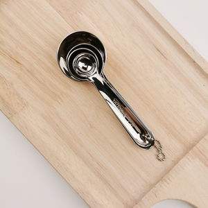 Juego de 4 Cucharas Medidoras de Acero Inoxidable para Repostería: 1/2 Cucharadita, 1 Cucharadita, 1 Cucharada, 1 Cucharón - Product Image 4