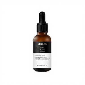 Crema Hidratante Facial Líquida Blanqueadora y Antienvejecimiento con Estampado Dorado Personalizado, Vitamina C, Ácido Hialurónico, Centella Asiática y Aloe Orgánico - Product Image 4