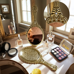 Miroir de maquillage portable vintage avec logo personnalisé, miroir cosmétique de princesse pour les voyages et la beauté - Product Image 2