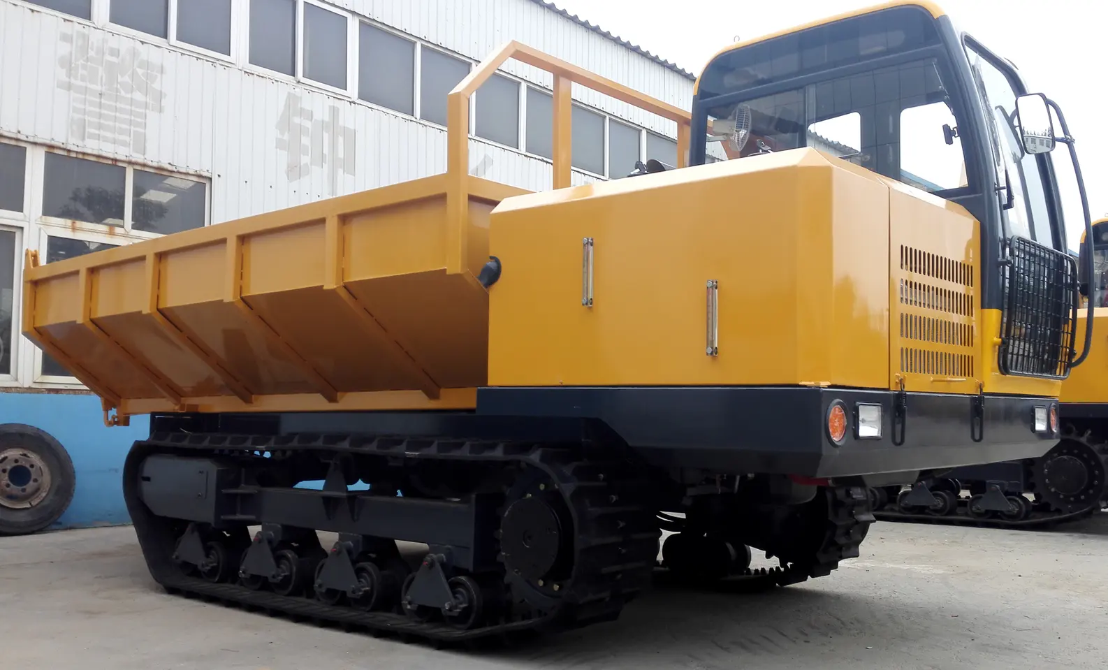 6 tấn hoạt động cao Crawler Dumper mini tự tải Crawler xe tải