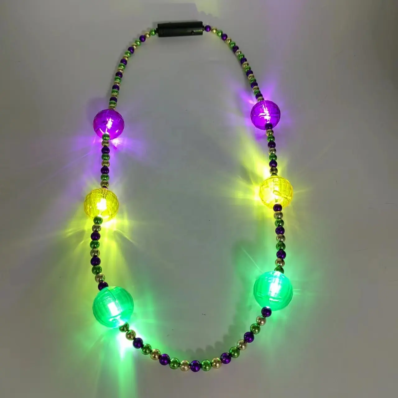 Chaîne de perles LED Mardi Gras colliers Carnival LED Holiday Party violet or vert haute qualité cadeau clignotant