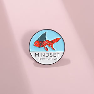 Эмалевые значки с золотыми рыбками - Product Image 4