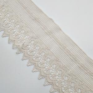 Adorno de encaje vintage festoneado de guipur de algodón hermoso de 15cm para costura y manualidades - Product Image 3