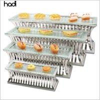 Einzigartige Edelstahl Food Display Stand rechteckigen Nachmittags tee Stand moderne Gold Buffet dekorative Lebensmittel Elevation Catering