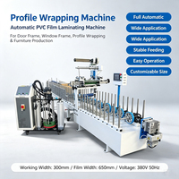 Machine de laminage pour revêtement vinyle de panneaux muraux en PVC et WPC, machine de placage de bois, machine de recouvrement de profilés en bois par colle PUR thermofusible