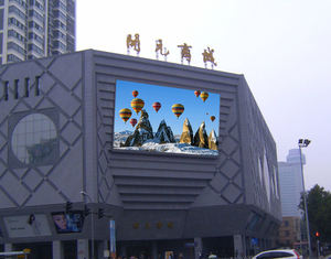 Écran mural LED fixe extérieur P3, résolution 4K, HDR10+, étanche IP65, garantie 3 ans - Product Image 4