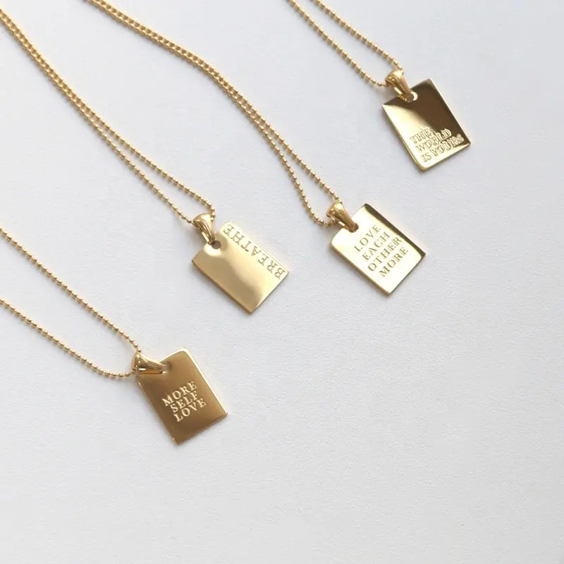 Trendy Hot selling 18K Gold Plated Stainless Steel Non Tarnish Jewelry Square Pendant Necklace Custom Name Letter Necklace